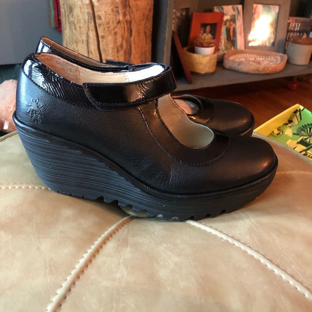 Fly London Women’s Shoes